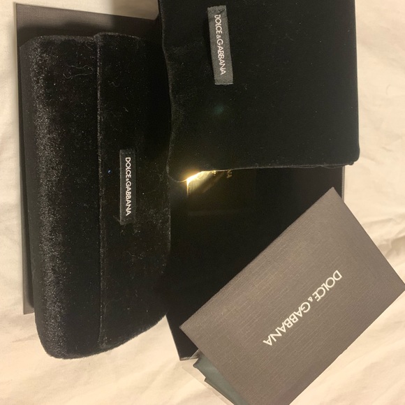 DOLCE AND GABBANA SUNGLASSES - Picture 3 of 3